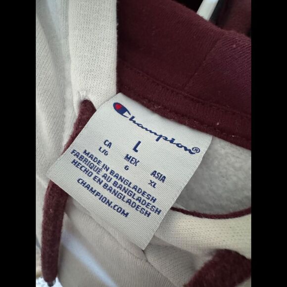 Champion Eastern Kentucky University Sweatshirt - Picture 2 of 2